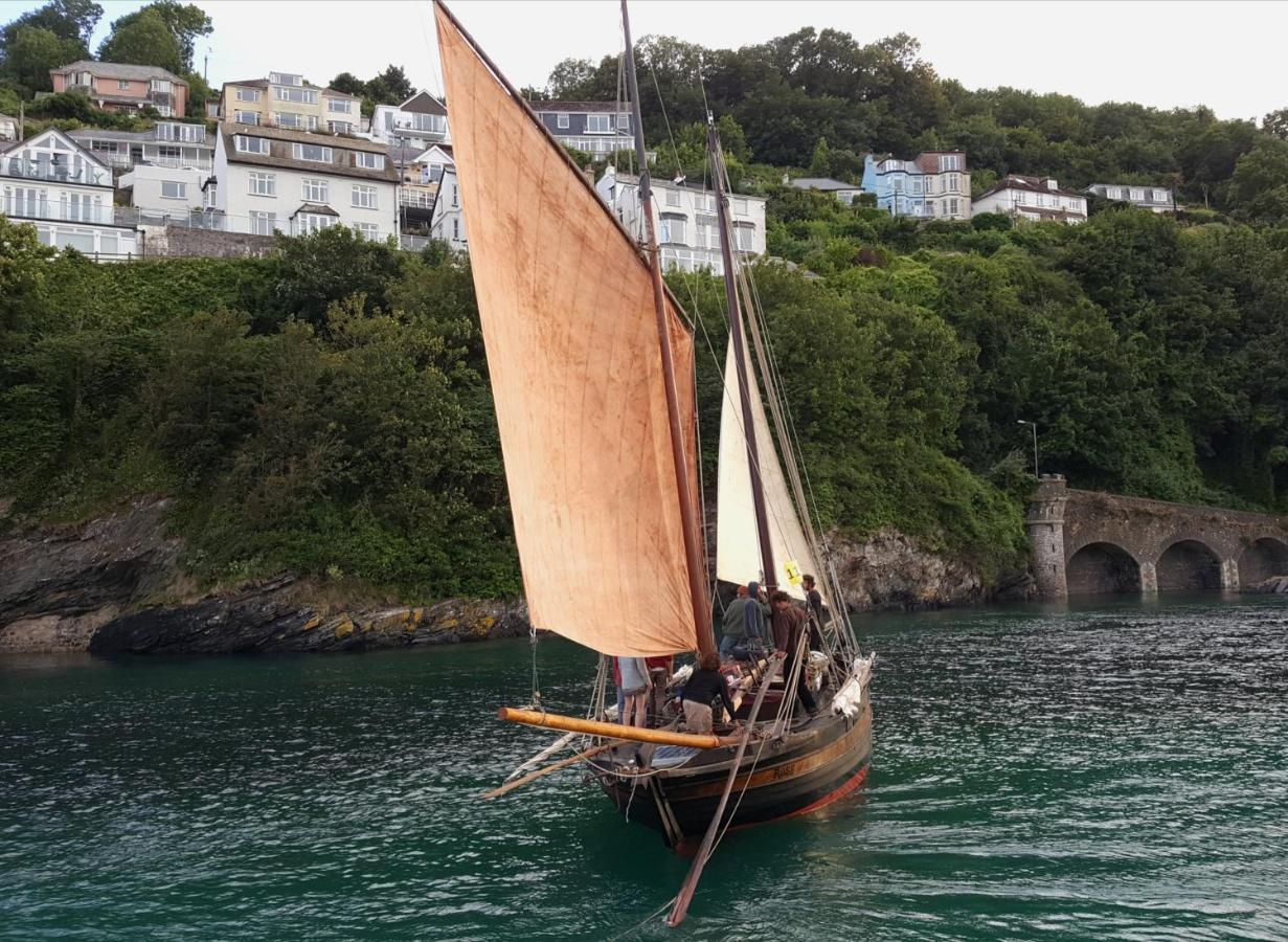 Schooner Point Guest House Looe Exterior photo